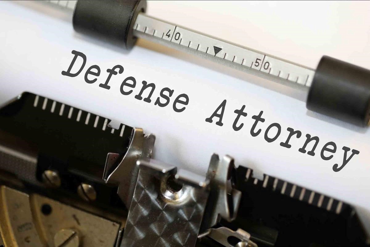 personal injury defense lawyer